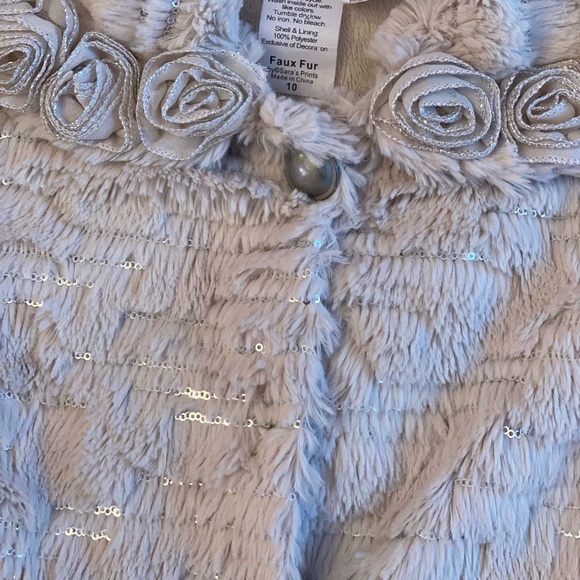 American Widgeon Faux Fur Dress Coat ivory w/silver sequin trim. Girls Size 10 - Picture 2 of 3